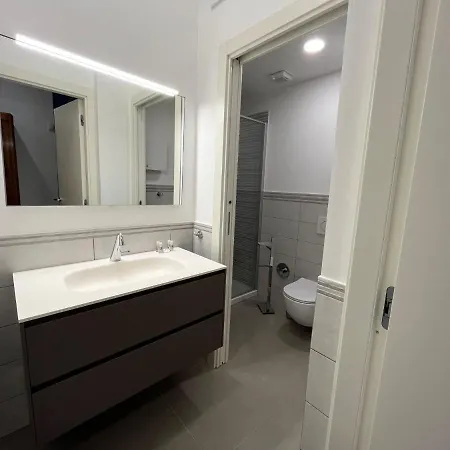 Apartment High Class In The Old Town Chiavari