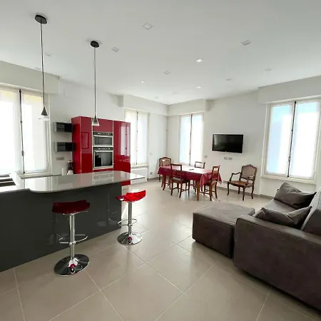 Apartment High Class In The Old Town Chiavari